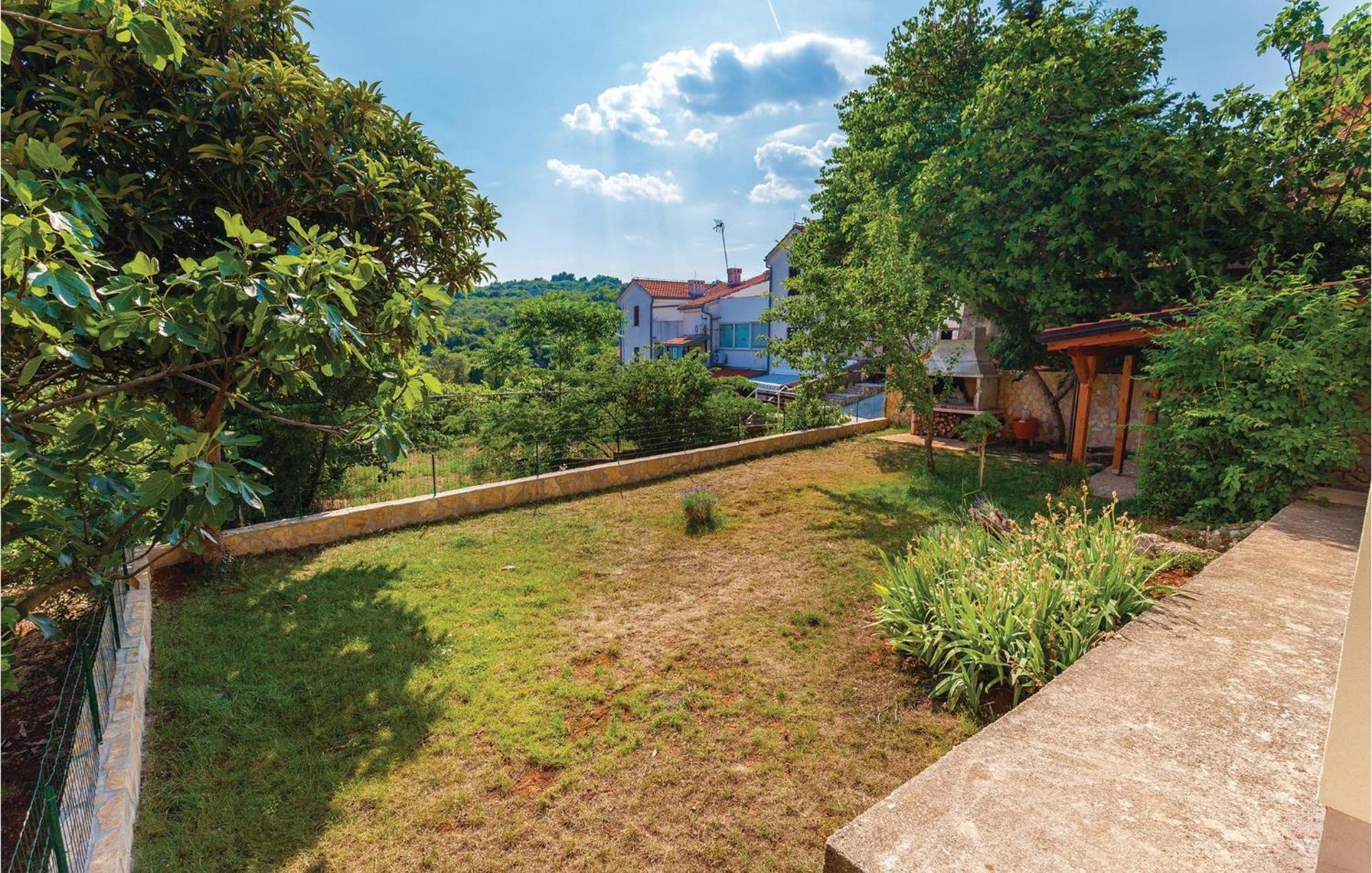 Gorgeous Apartment In Krk With Kitchen Krk Town Luaran gambar